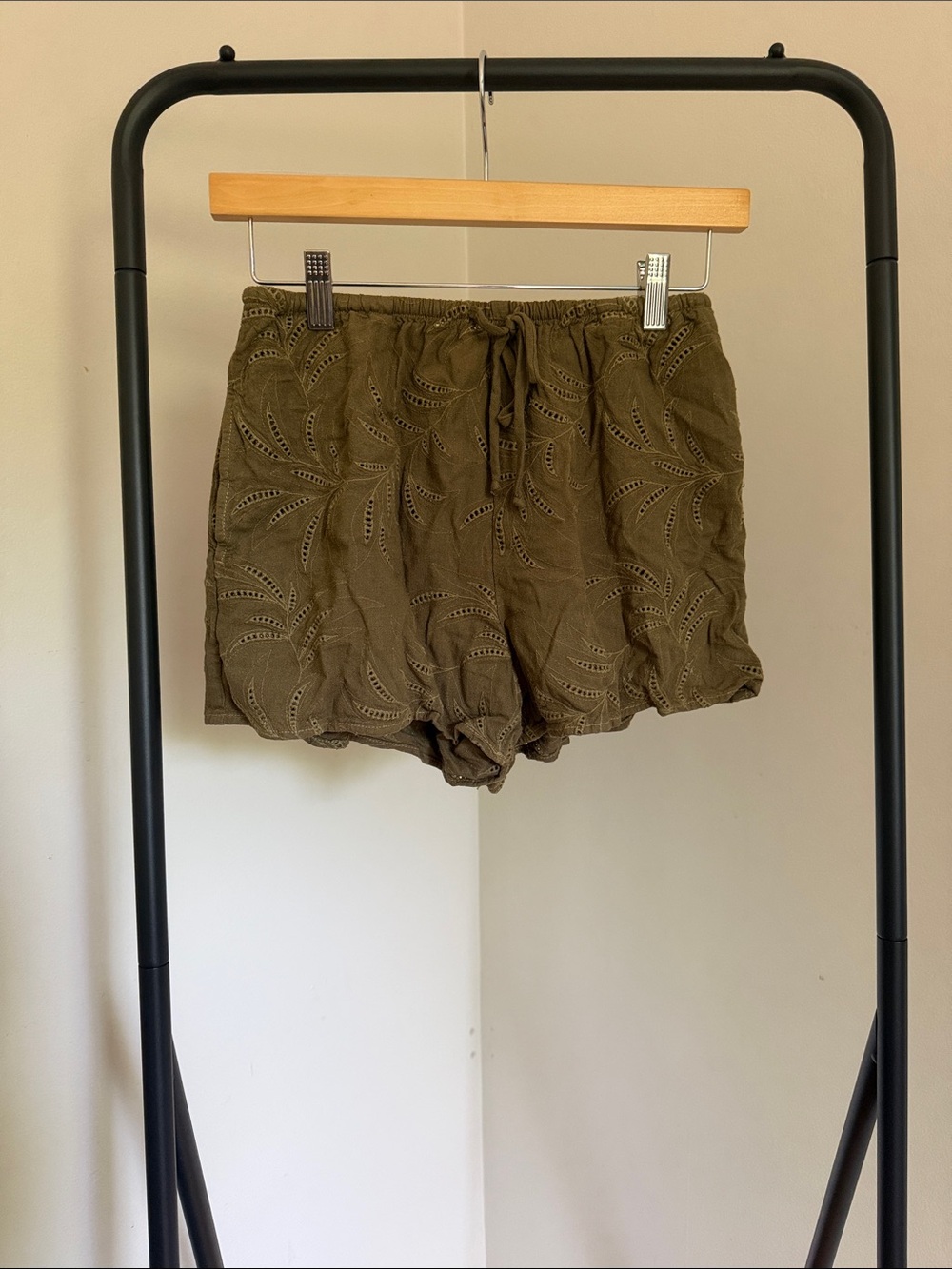 Bella Dahl Eyelet Drawstring Shorts